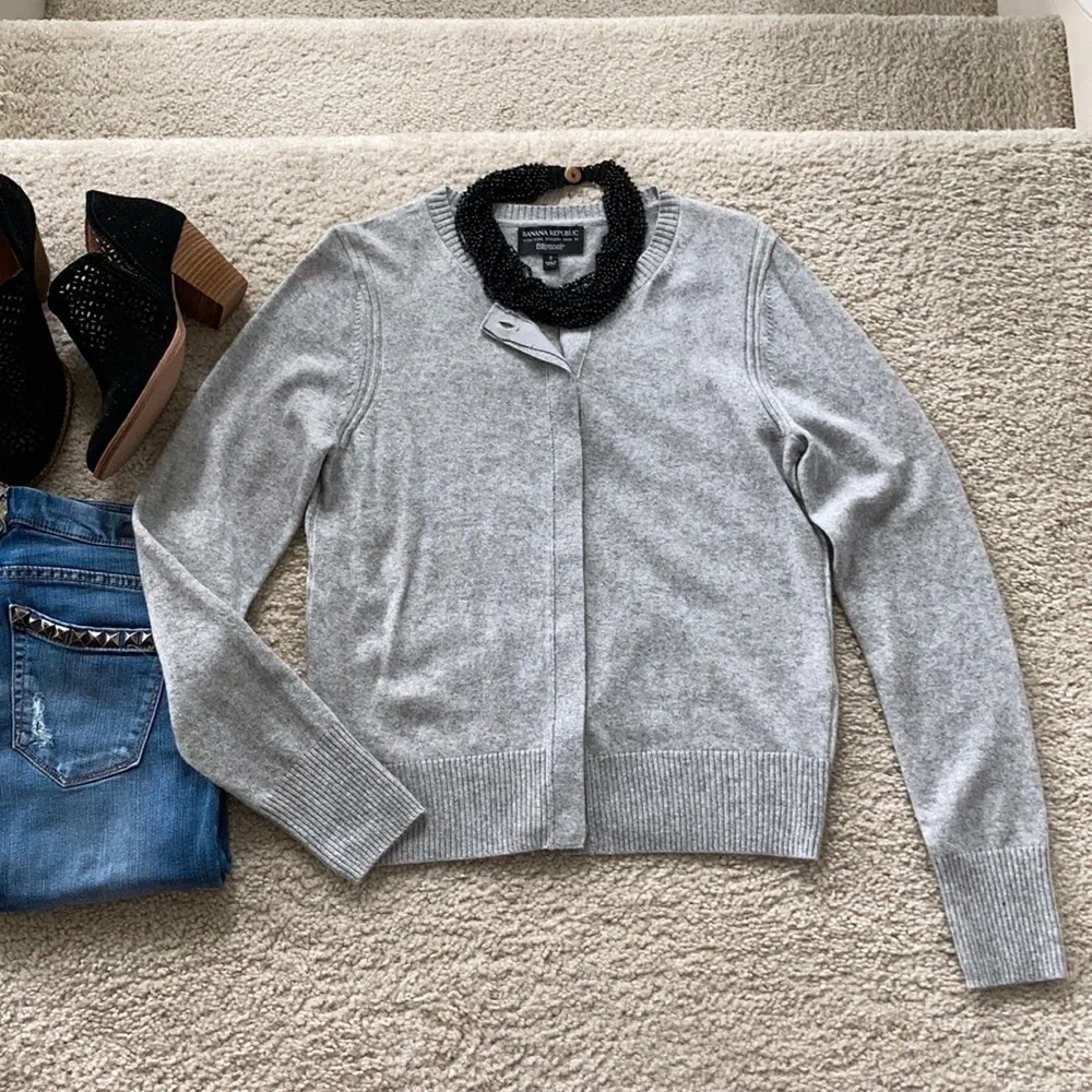 Banana Republic Filpucci Cardigan Sweater - Picture 5 of 5